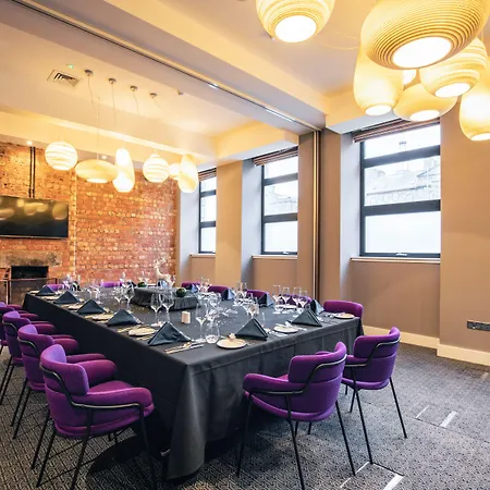 Sandman Signature Aberdeen Hotel&Spa-2