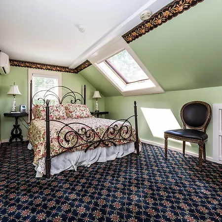 The Elmhurst Inn-3