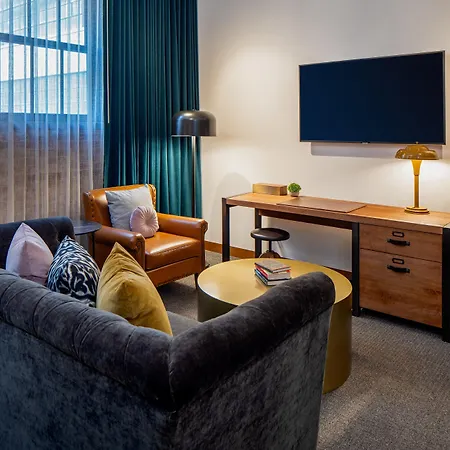Hyatt Centric Downtown St. Louis-3