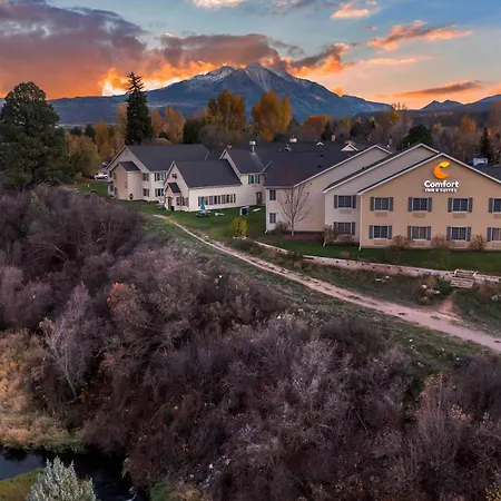 Comfort Inn & Suites Carbondale On The Roaring Fork-3