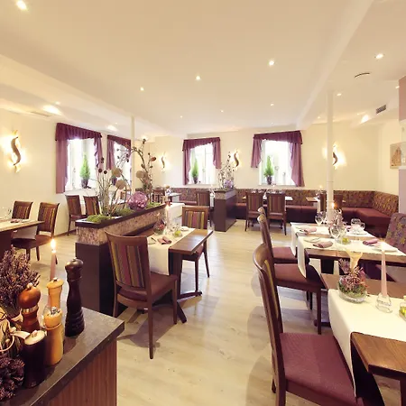 Garni-Hotel Goldenes Lamm-2