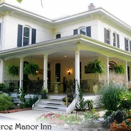 Monroe Manor Inn-3