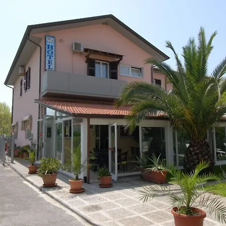 Hotel Patrizia-2