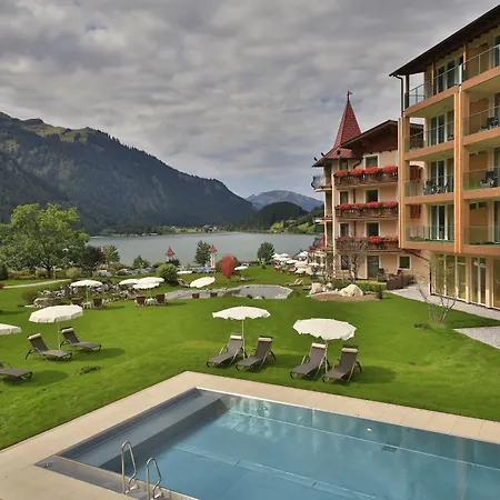 Romantik Resort&SPA Der Laterndl Hof-3