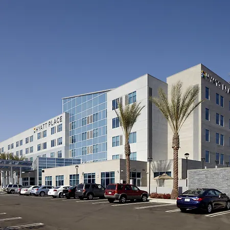 Hyatt Place Bakersfield-3