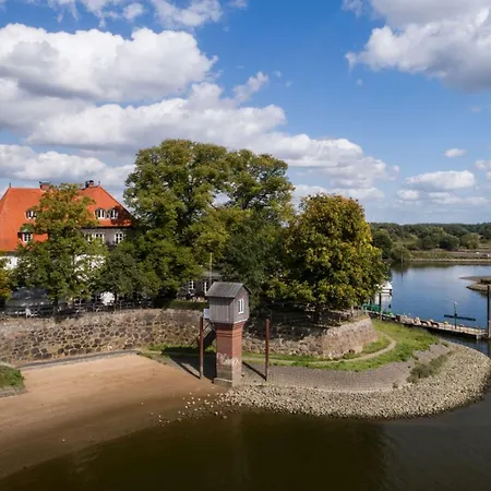 Traditionshaus by Zollenspieker Fährhaus-2
