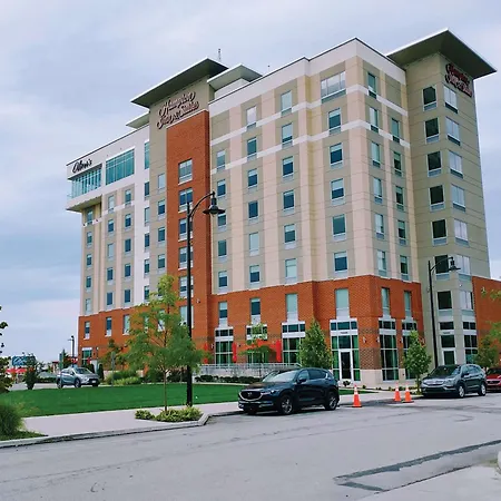 Hampton Inn & Suites Erie Bayfront-3