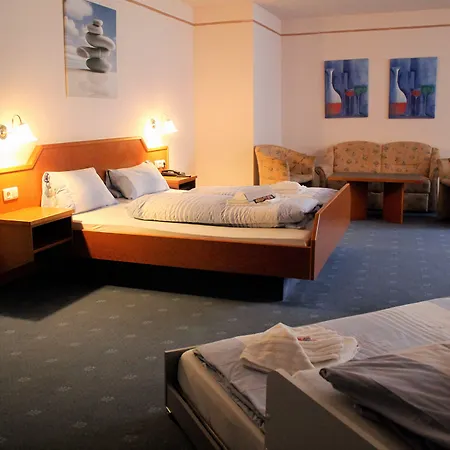 Waldhotel-Feldbachtal-2