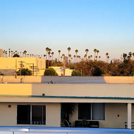 Stayspro - Hollywood Homes Minutes To Everything Spacious And Free Parking-2