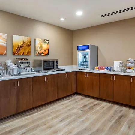 Comfort Inn & Suites Harrisonburg-2
