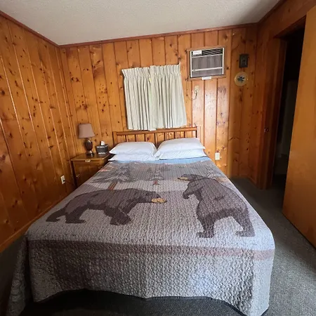 Cedars Motel-3