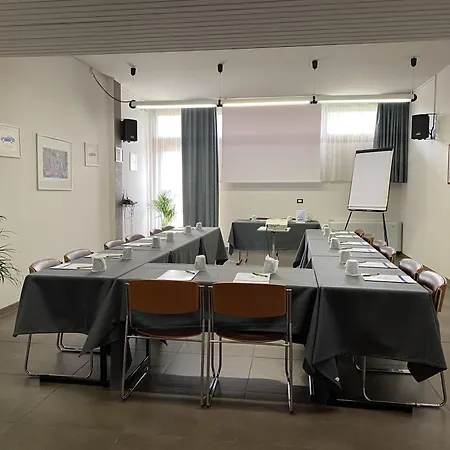 Best Western Modena District-2