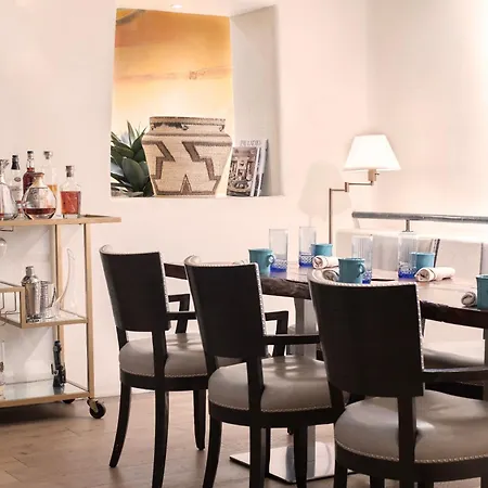 Rosewood Inn Of The Anasazi-2