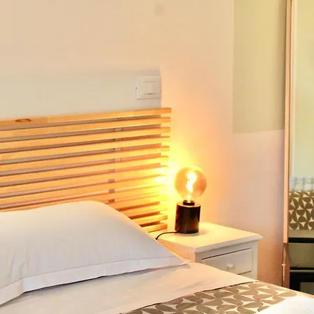 The Green Gate - Airport Guest House-2