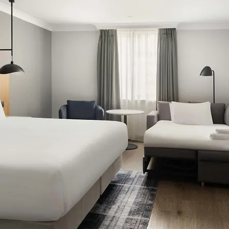 Edinburgh Marriott Hotel Holyrood-2