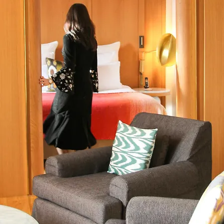 Hotel Vernet Champs Elysees Paris-2