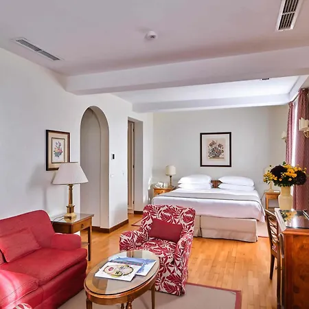 Hotel Villa Cipriani - Preferred Hotels & Resorts-2