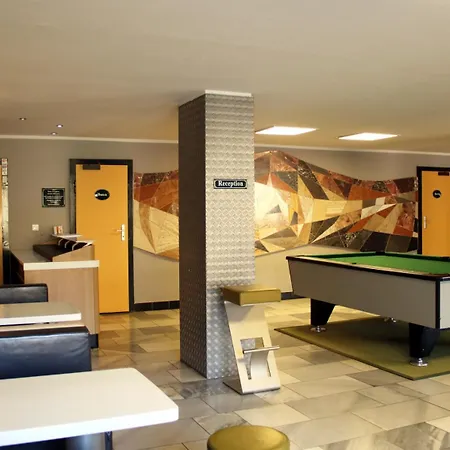 Hotel Heidenschanze-3