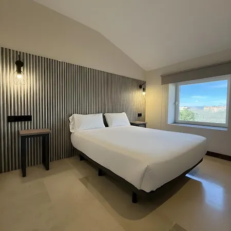 Hotel Ciudad de Navalcarnero-3