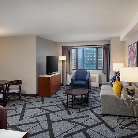 Doubletree By Hilton Hotel & Suites Pittsburgh Downtown-3