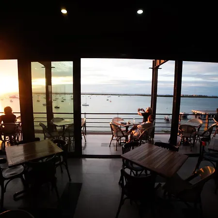 Seven Crown La Paz Malecon-2