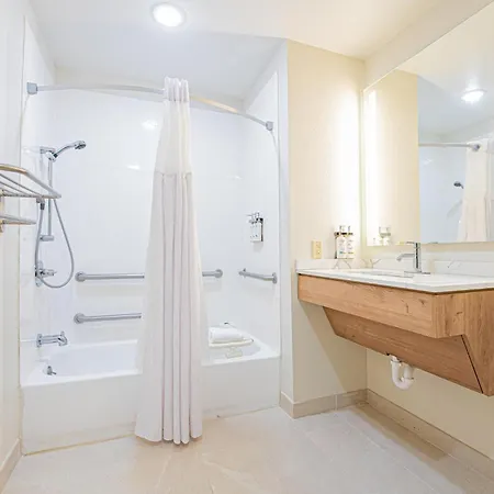 Staybridge Suites Lafayette-Airport By Ihg-3