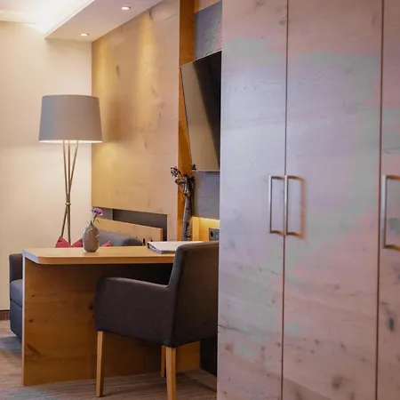 Sporthotel Wagrain-2