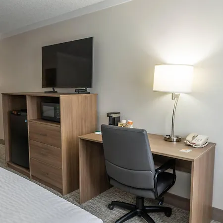Quality Inn & Suites-3