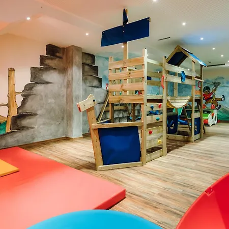 Hotel Garni Alpenjuwel-2