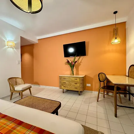 Résidence Le Vallon Guadeloupe Parc Piscine Appartements&Studios&Services hôteliers à la carte-3