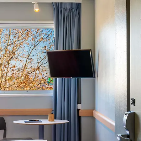 Ibis Budget Barcelona Viladecans-2