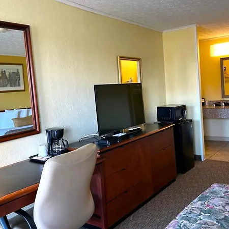 Lake Logan Inn-2