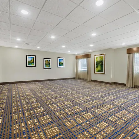 Best Western North Bryant Inn-3