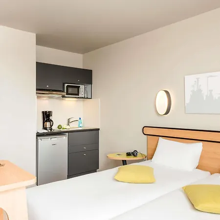Aparthotel Adagio Access Paris Massy Gare-3