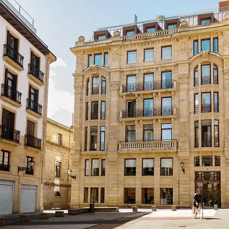 Lasala Plaza Hotel - Adults Only-3