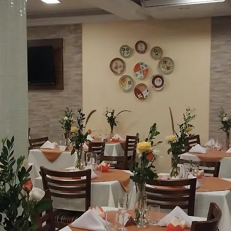 Hotel Vitoria Marchi-3