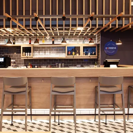 Holiday Inn Express - Saarbrücken, an IHG Hotel-2