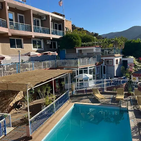 Auberge Les Montagnes Du Paradis Your Hidden Retreat In Paradise Valley-2