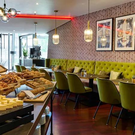 Leonardo Hotel Esslingen-3
