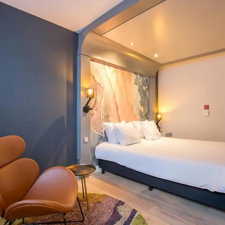 Leonardo Hotel Almere City Center-2