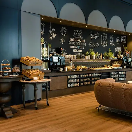 Motel One Dresden Am Zwinger-3