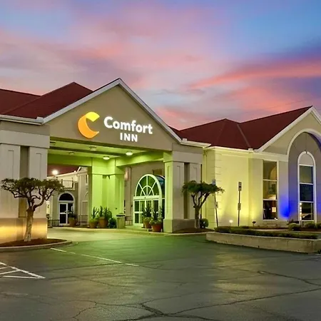 Comfort Inn Sandusky-3