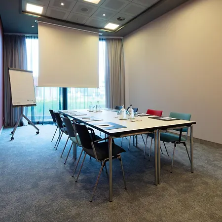 Steigenberger Airport Hotel Amsterdam-3