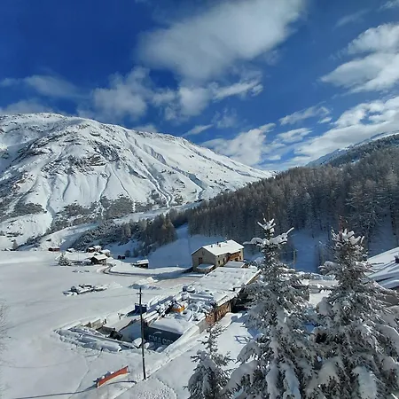 Hotel Bait De Angial-2