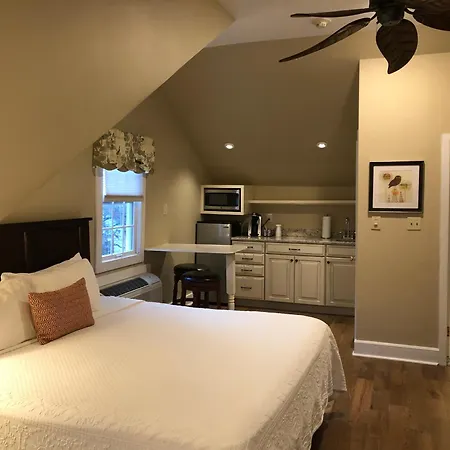 Joseph Ambler Inn-3