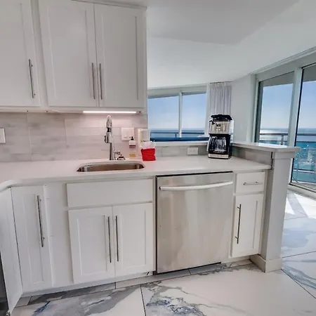 Amazing Oceanfront 2Br Condo With Pools And Views-3