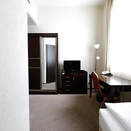 Grand Palace Hotel Hannover-3
