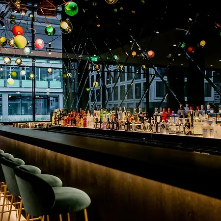 Motel One Stuttgart-Hauptbahnhof-2