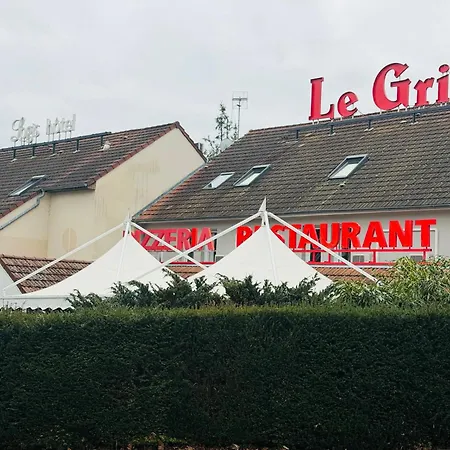 Logis Hotel Lons-le-Saunier - Restaurant Le Grill-2