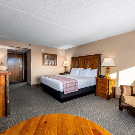 Lodge Of The Ozarks-2